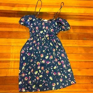 Super cute silky mini dress- floral